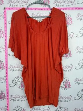 Kettlewell shirt flowy Relaxed Dolman Tunic Top in Rust Orange